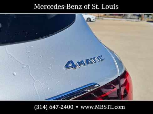 Used 2020 Mercedes-Benz GLC 300 4MATIC image 8