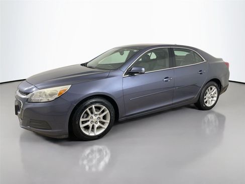 Used 2014 Chevrolet Malibu LT w/ Power Convenience Package image 4