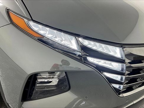 Certified 2024 Hyundai Tucson Limited AWD/4WD image 31