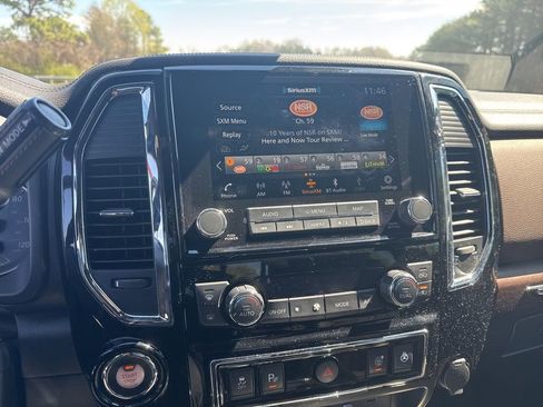 Used 2024 Nissan Titan Platinum Reserve w/ Moonroof Package image 15