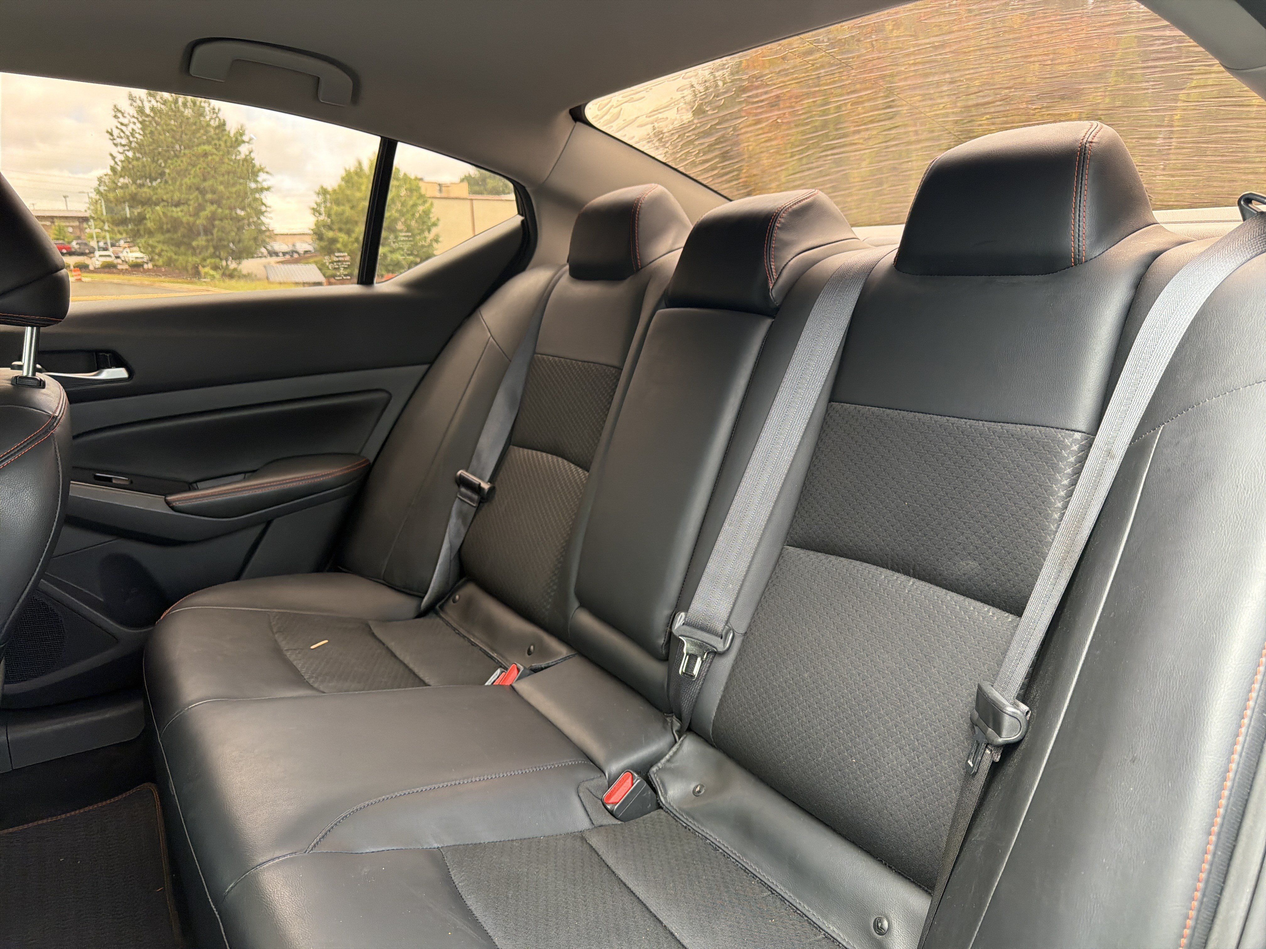 Used 2023 Nissan Altima 2.5 SR AWD/4WD image 8