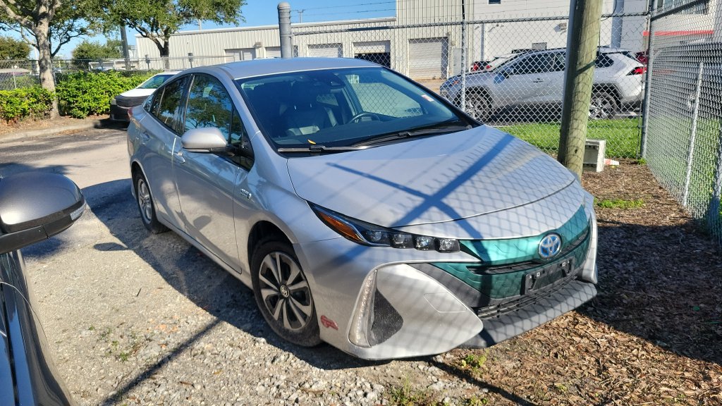 Used 2017 Toyota Prius Prime Premium w/ Carpet Mat Package FWD image 1