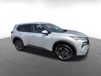 Used 2025 Nissan Rogue SV FWD video 2