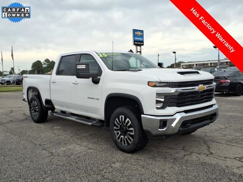 Used 2025 Chevrolet Silverado 2500 LT w/ Convenience Package AWD/4WD image 7