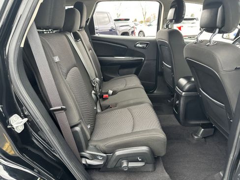 Used 2020 Dodge Journey SE w/ SE Popular Equipment Group image 32