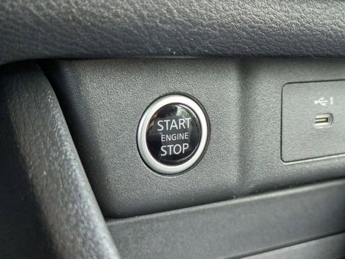 Used 2023 Nissan Rogue SV FWD image 30