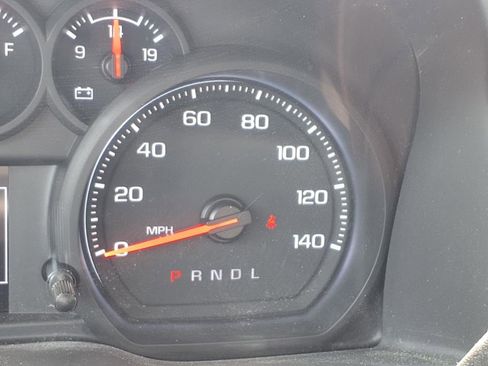 Used 2024 Chevrolet Silverado 2500 Custom w/ Custom Value Package image 17