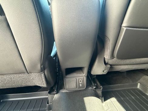 Used 2023 Buick Encore GX Preferred w/ Cold Weather Comfort Package AWD/4WD image 13