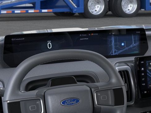 New 2025 Ford Expedition Active image 13