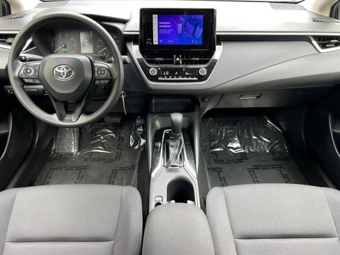 Used 2023 Toyota Corolla LE w/ Carpet Mat Package (TMS) FWD image 3