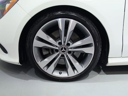 Used 2019 Mercedes-Benz CLA 250 4MATIC image 16