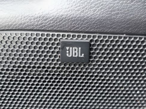 Used 2023 Toyota Tacoma TRD Off-Road w/ TRD Premium Off Road Package image 18