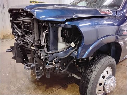 Used 2022 RAM 3500 Laramie image 18