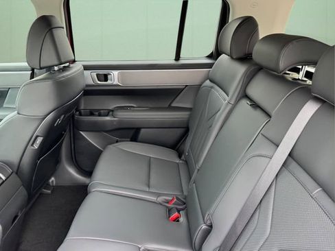 New 2026 Hyundai Santa Fe SEL FWD image 10