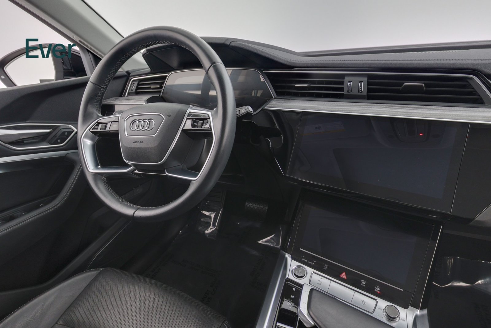 Used 2024 Audi Q8 e-tron Premium Plus w/ Premium Plus Package AWD/4WD image 25