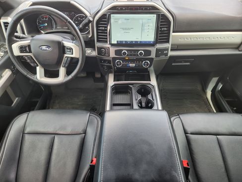 Used 2022 Ford F250 Lariat w/ Lariat Ultimate Package AWD/4WD image 26