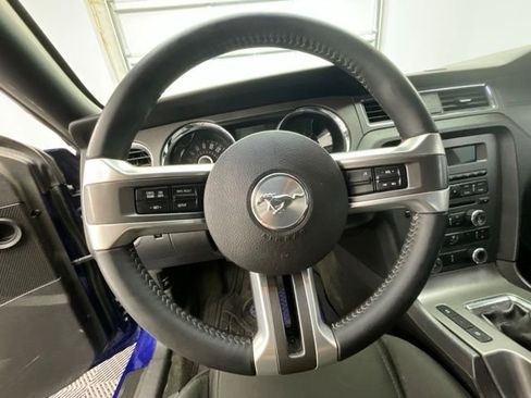 Used 2014 Ford Mustang Coupe RWD image 6