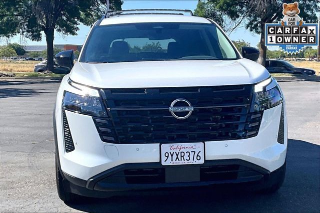 Used 2026 Nissan Pathfinder SV w/ Cargo Package AWD/4WD image 3
