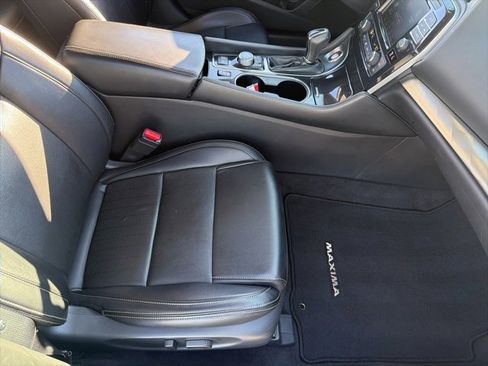 Used 2023 Nissan Maxima SV w/ Floor Mat Group image 10