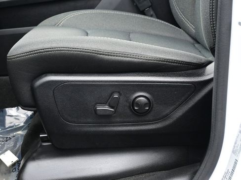 Used 2022 RAM 1500 Big Horn image 10