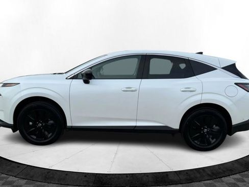 Certified 2025 Nissan Murano SV image 2