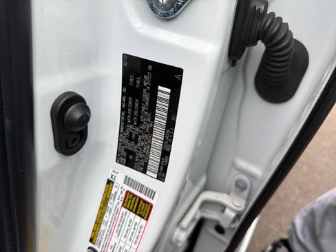 Used 2022 Toyota Highlander XSE image 33