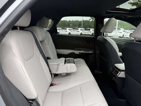Used 2024 Lexus RX 350 Premium Plus w/ Convenience Package FWD image 16