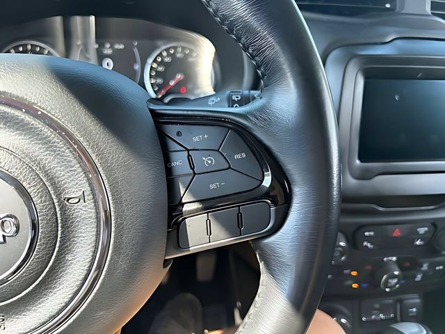 Used 2018 Jeep Renegade Altitude w/ Advanced Technology Group AWD/4WD image 24