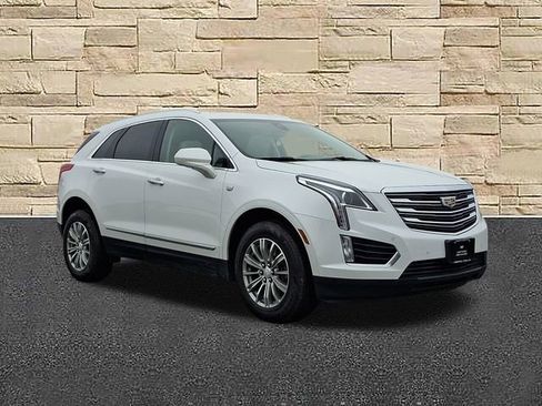 Used 2019 Cadillac XT5 Luxury image 1