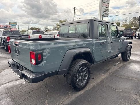 New 2026 Jeep Gladiator Sport image 2