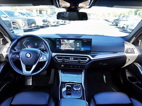 Used 2023 BMW 330i Sedan w/ Driving Assistance Package RWD image 18