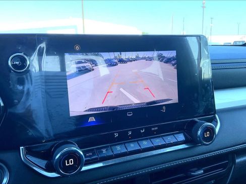 Certified 2024 Chevrolet Colorado LT w/ LT Convenience Package image 27