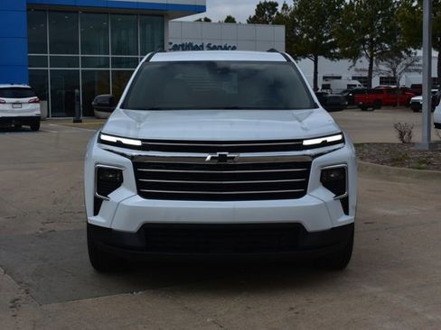 New 2026 Chevrolet Traverse LT w/ LPO, Floor Liner Package image 2