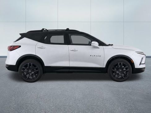 Used 2024 Chevrolet Blazer RS w/ Driver Confidence II Package AWD/4WD image 9