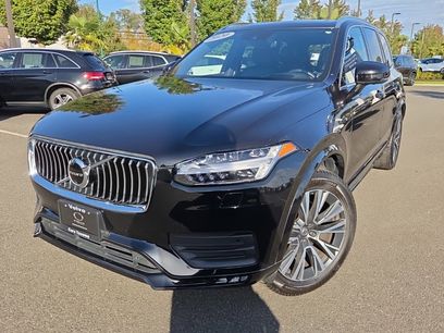 Used 2020 Volvo XC90 T6 Momentum w/ Protection Package