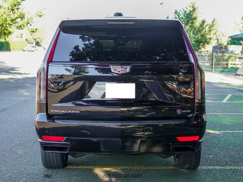 Used 2023 Cadillac Escalade ESV Sport Platinum image 7