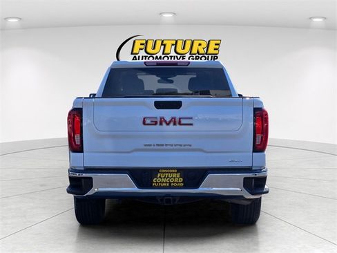 Used 2024 GMC Sierra 1500 SLT image 6