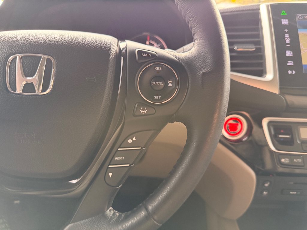 Used 2016 Honda Pilot Elite image 24