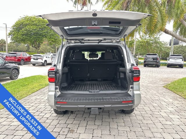 Used 2026 Toyota 4Runner SR5 RWD image 28