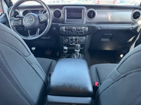 Used 2021 Jeep Wrangler Unlimited Sport AWD/4WD image 7