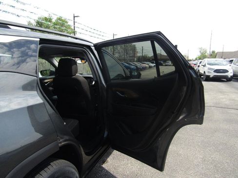 Used 2020 GMC Terrain SLE w/ Driver Convenience Package FWD image 20