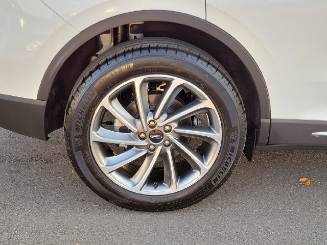 Used 2025 Lincoln Corsair AWD w/ Equipment Group 101A image 36