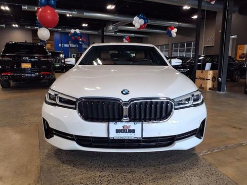 Used 2023 BMW 530i xDrive w/ Premium Package AWD/4WD image 2