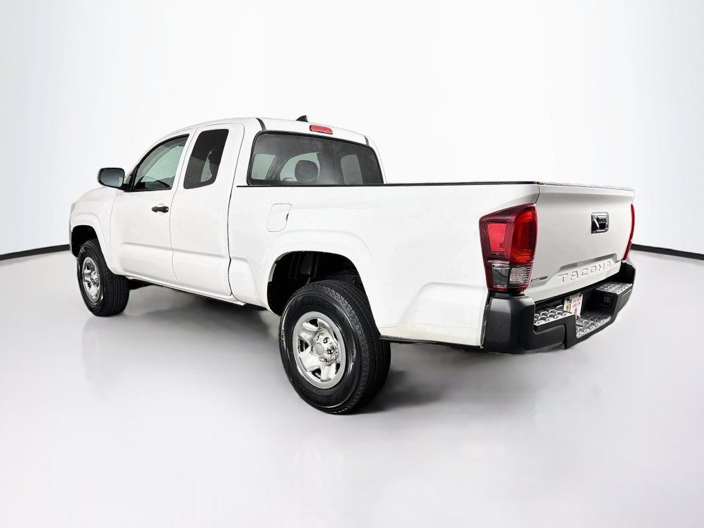 Used 2019 Toyota Tacoma SR AWD/4WD image 7