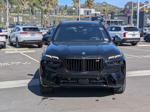 New 2026 BMW X7 M60i w/ Executive Package AWD/4WD image 3