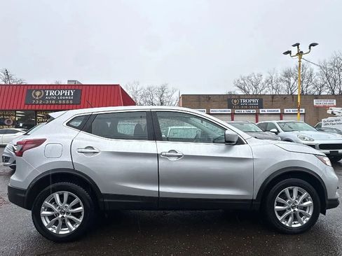 Used 2022 Nissan Rogue Sport S AWD/4WD image 4