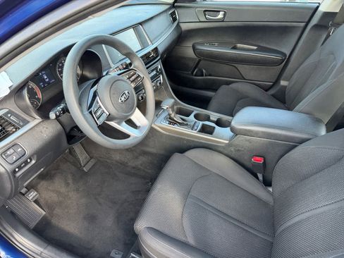 Used 2020 Kia Optima LX image 10