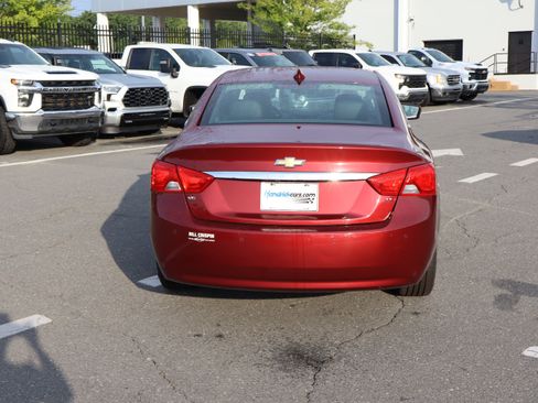 Used 2017 Chevrolet Impala LT w/ Convenience Package FWD image 20