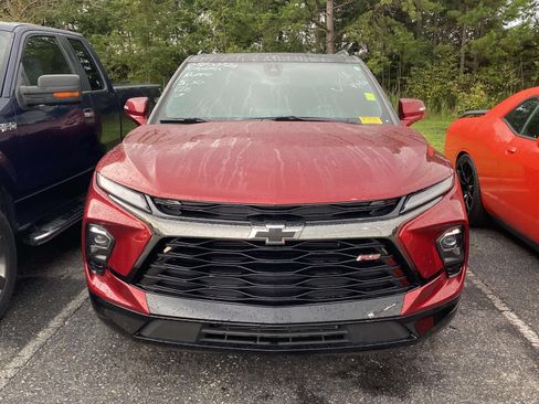 Used 2026 Chevrolet Blazer RS FWD image 2