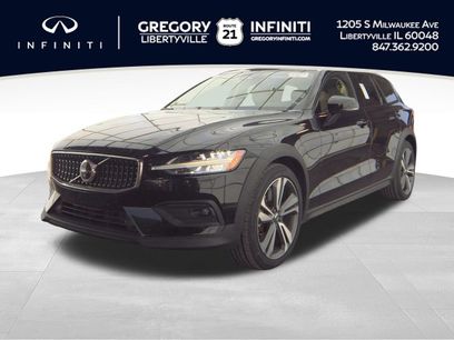 Used 2025 Volvo V60 B5 Cross Country Plus